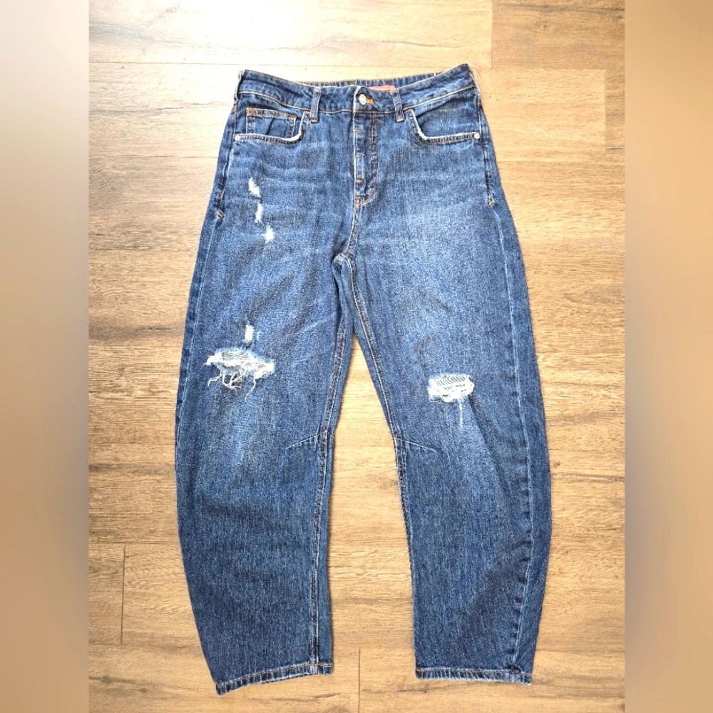 Pilcro Anthroplogie Barrel The Bow Boyfriend Jeans Womens Size 28